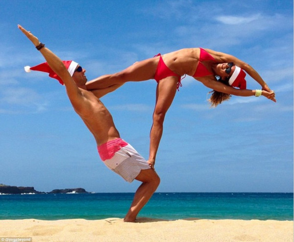 3 ý tưởng đón Giáng Sinh đáng yêu của các tín đồ Yoga khắp thế giới